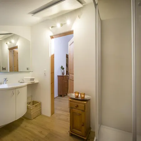 In Hopfgarten Near Bus