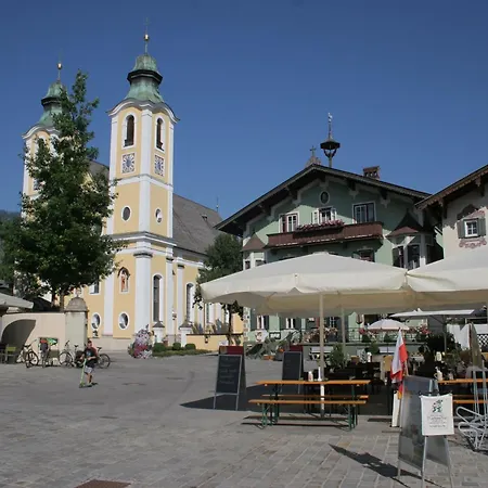 In Hopfgarten Near Bus *