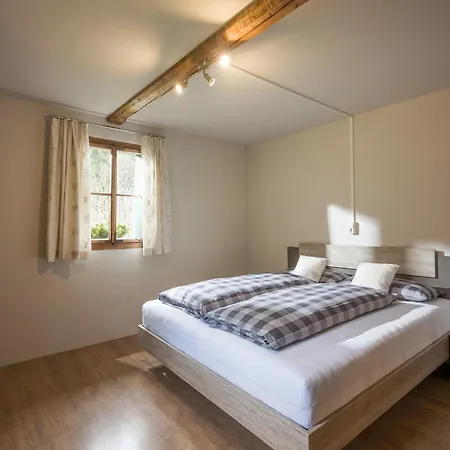 In Hopfgarten Near Bus * Hopfgarten im Brixental